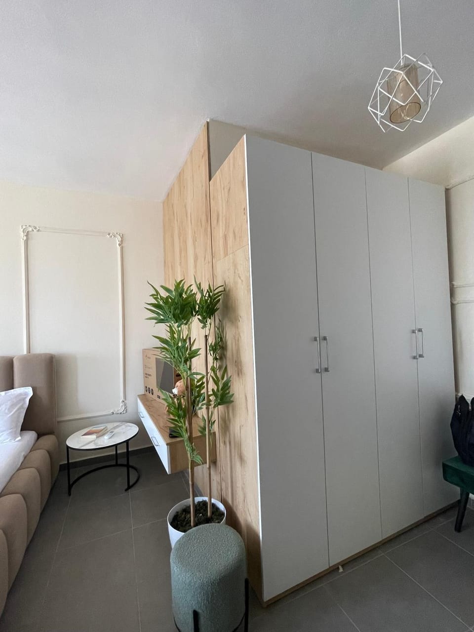 wardrobe