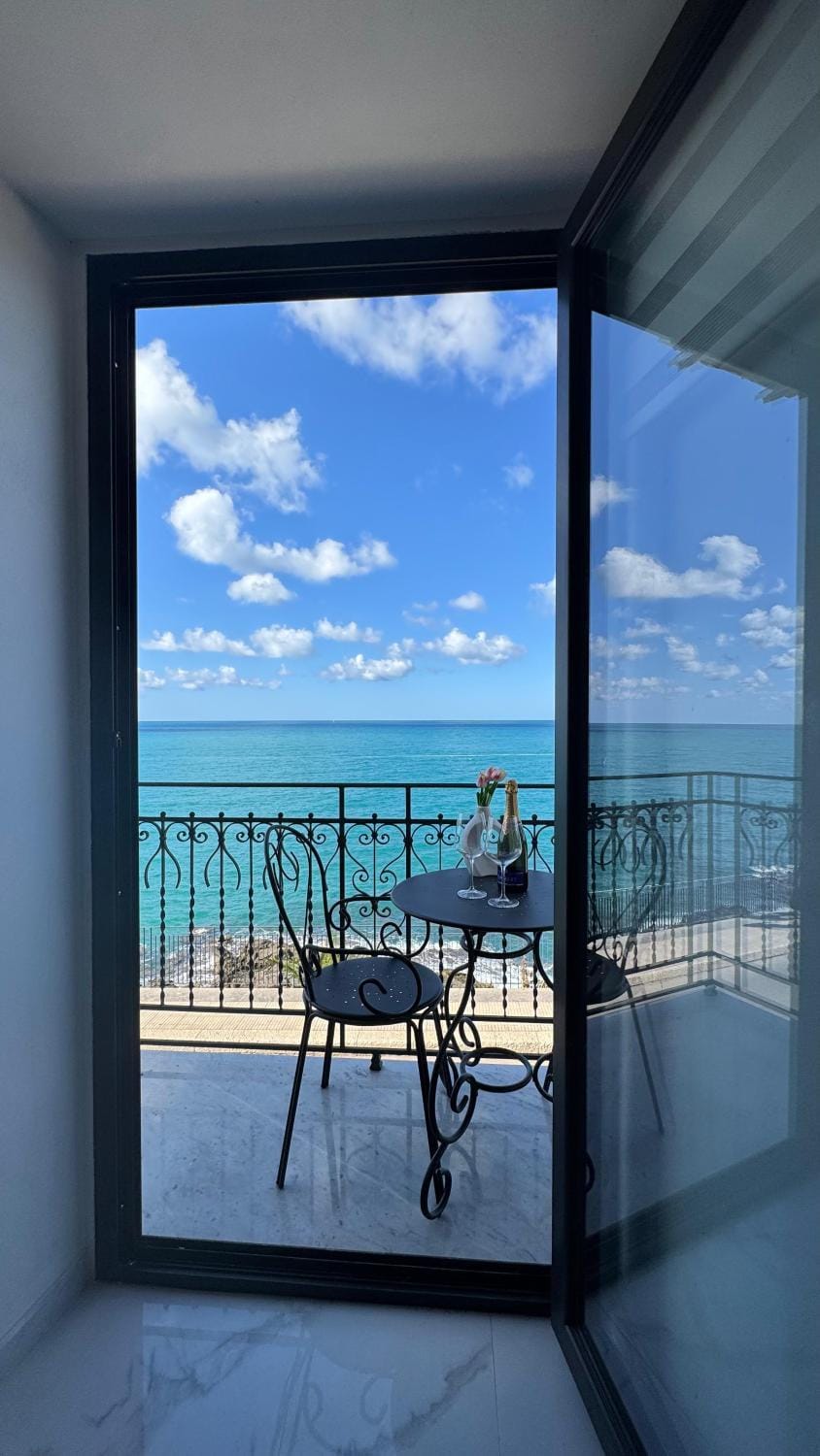 Balcony/Terrace, Balcony/Terrace