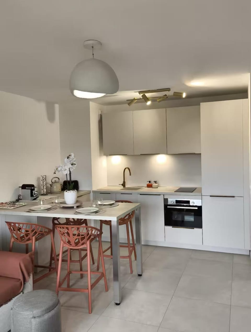 Kitchen or kitchenette, Dining area, dishwasher, oven, stove, toaster