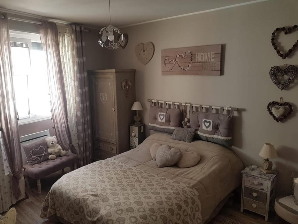 maison de ville Apartment in Issoire