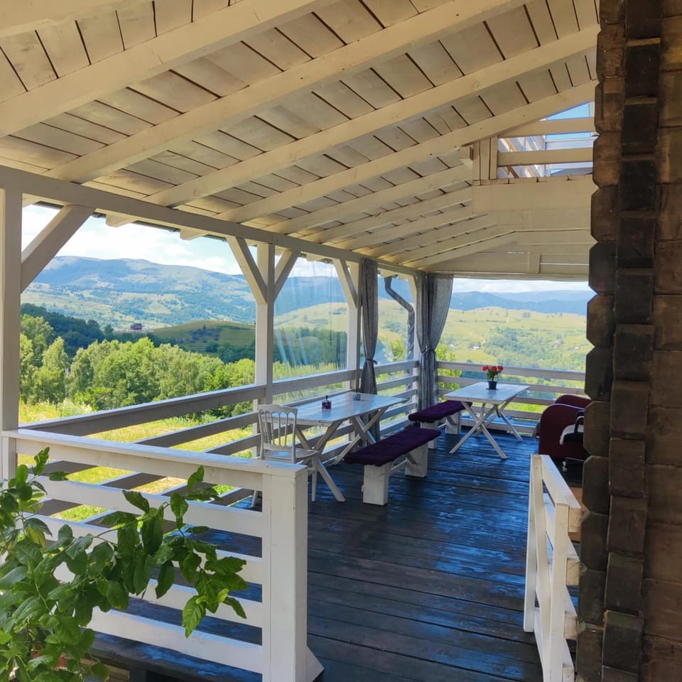 Day, Natural landscape, View (from property/room), Balcony/Terrace, Mountain view