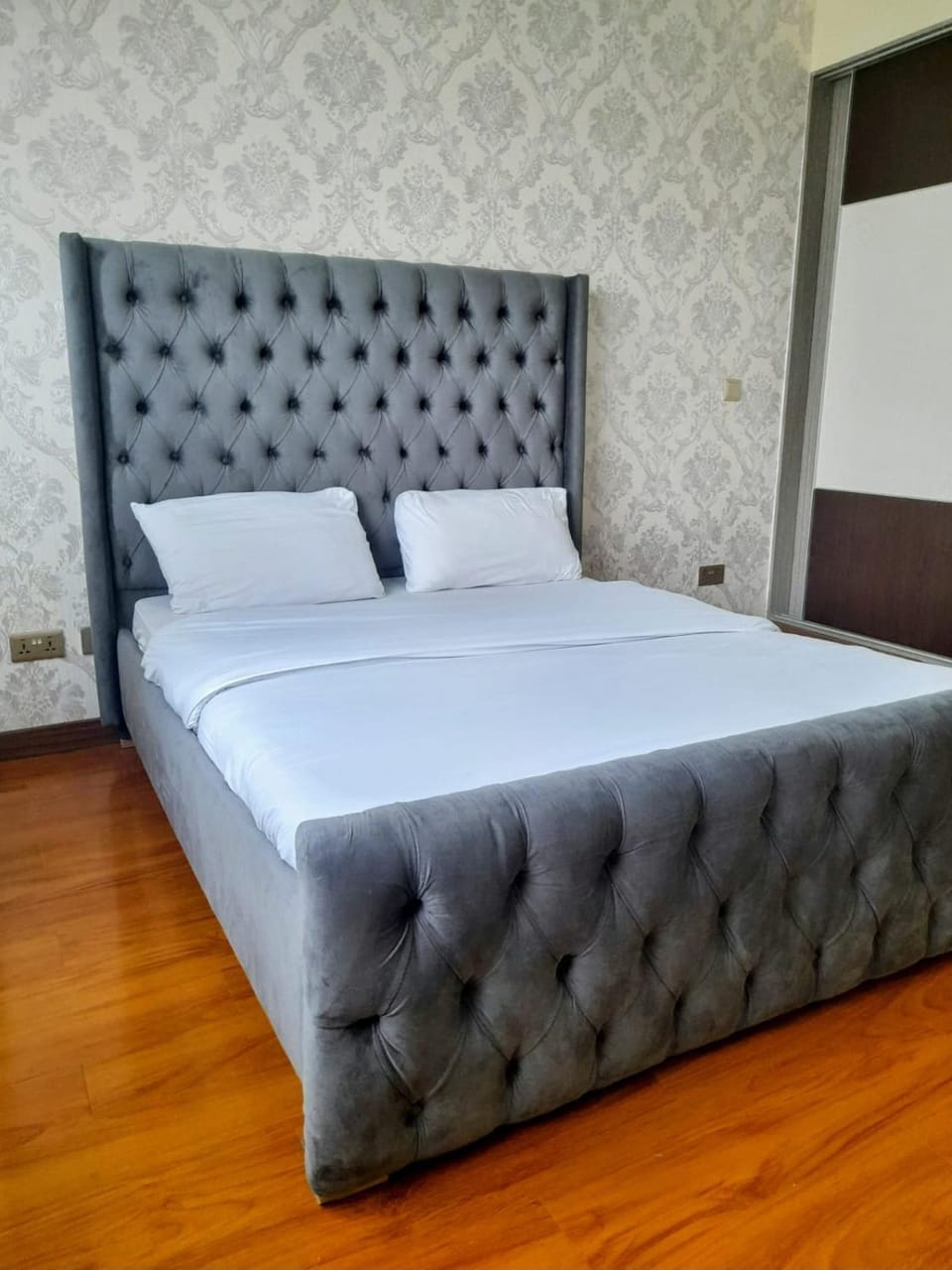 furnished three bedroom apartment with swimming pool, private parking space ,children playground and unbeatable scenic city views in kilimani Apartment in Nairobi County
