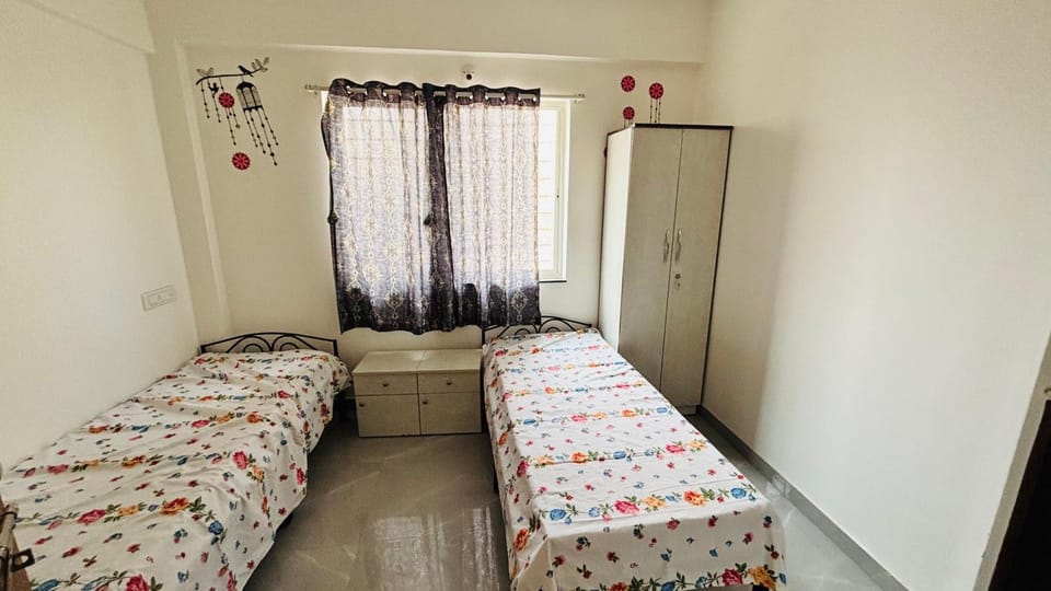 Bed, bunk bed