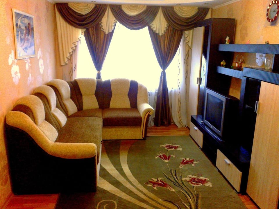 Petropavlovskaya Apartment in Ukraine