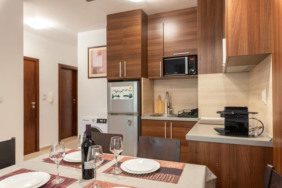 Coffee/tea facilities, Dining area