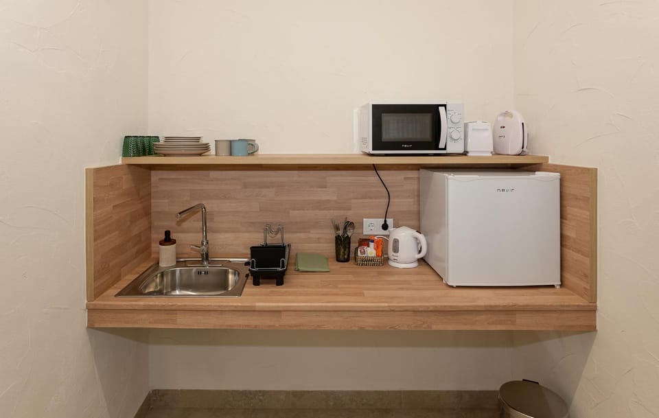 Coffee/tea facilities, Kitchen or kitchenette, minibar, toaster