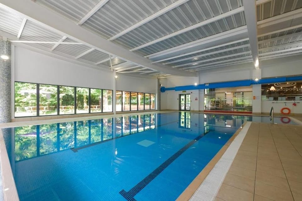 Swimming pool, Swimming pool