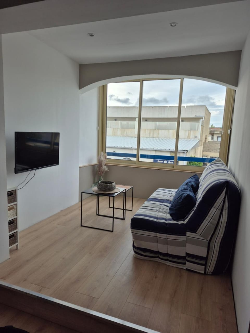 Communal lounge/ TV room, Living room