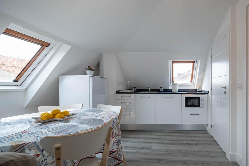 Property building, Kitchen or kitchenette, Living room