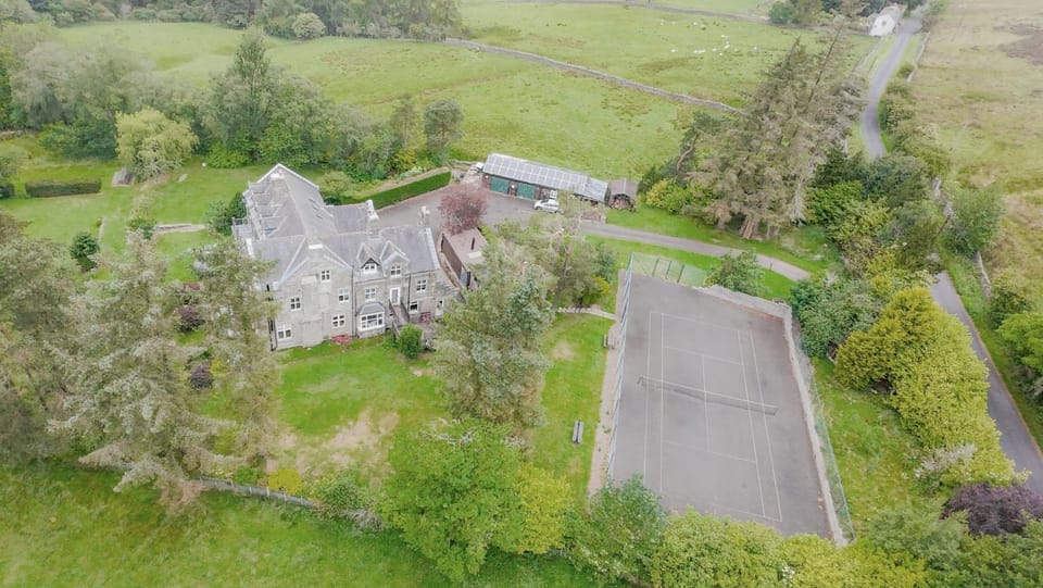 Property building, Spring, Off site, Day, Bird's eye view, Tennis court