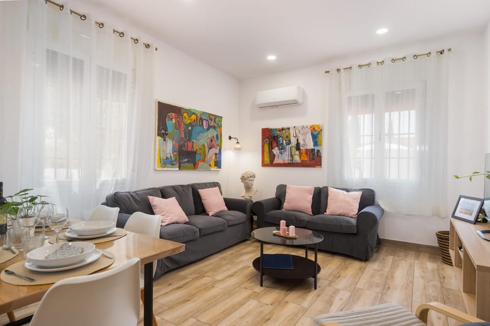 Property building, Living room