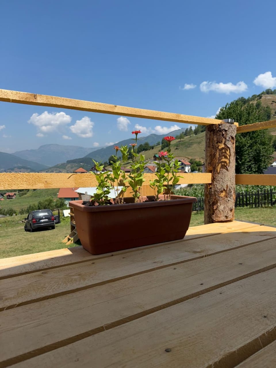 Bungalovi Redžo Campground/ 
RV Resort in Montenegro
