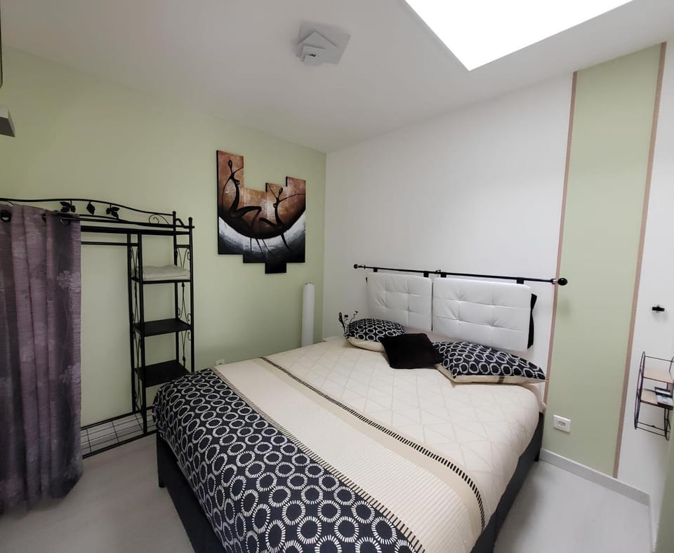 Bed, Night, Bedroom