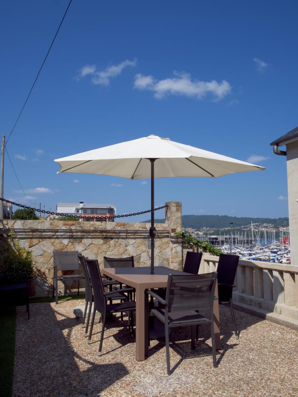 Chancelas b House in Combarro