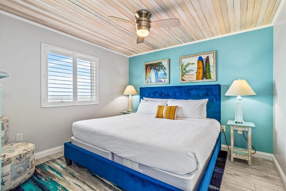 Casa Azul by Casanita Properties - Luxury 2BR Suite House in Myrtle Beach
