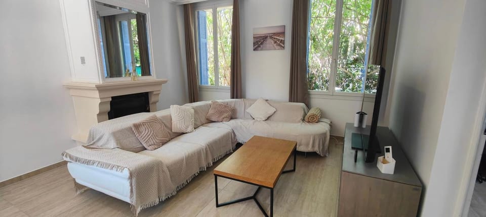 Superb house with pool in Saint-Raphaël House in Saint-Raphael