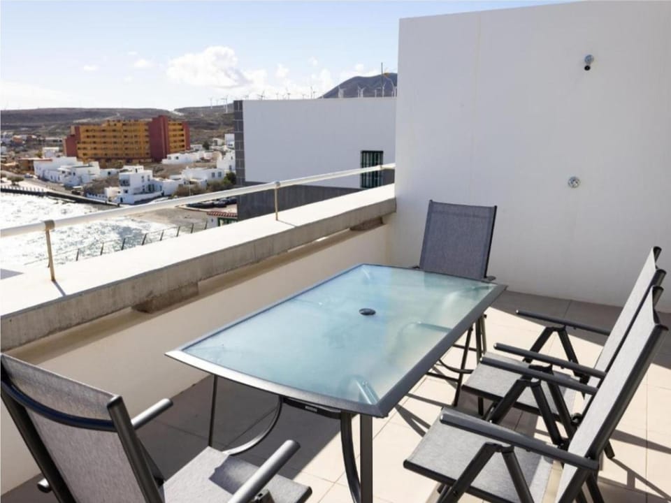 View (from property/room), Balcony/Terrace, Balcony/Terrace, Dining area