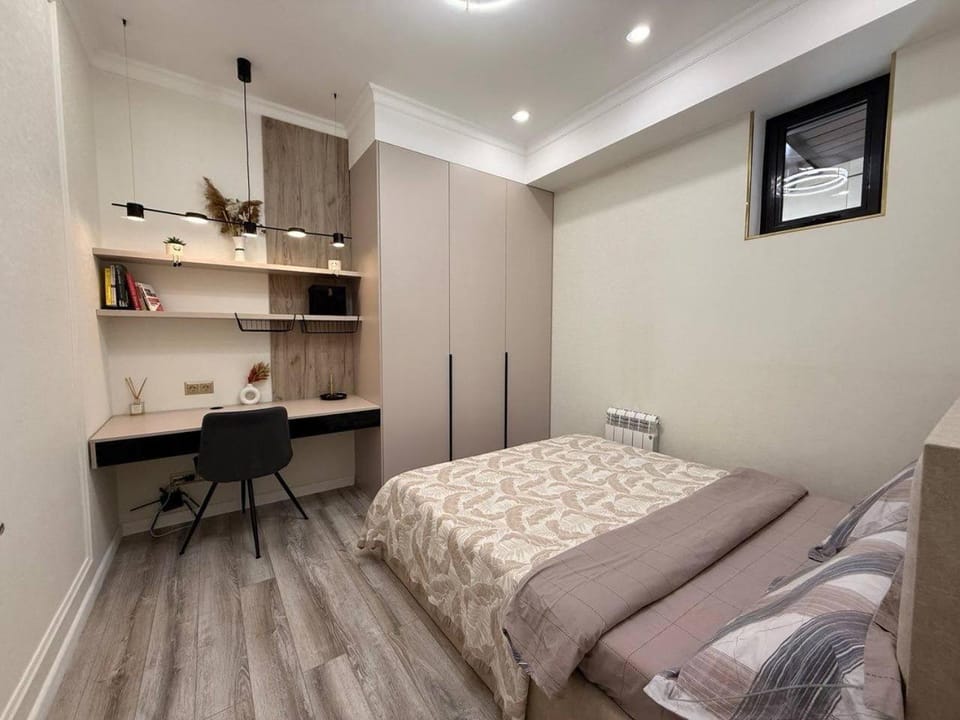 Bed, Bedroom, wardrobe