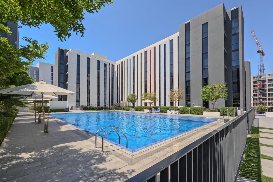 Private Apartment - 1BR Aljada Home - Sleeps 4 Apartment in Al Sharjah