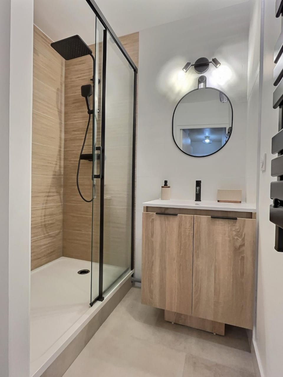 Shower, Bathroom
