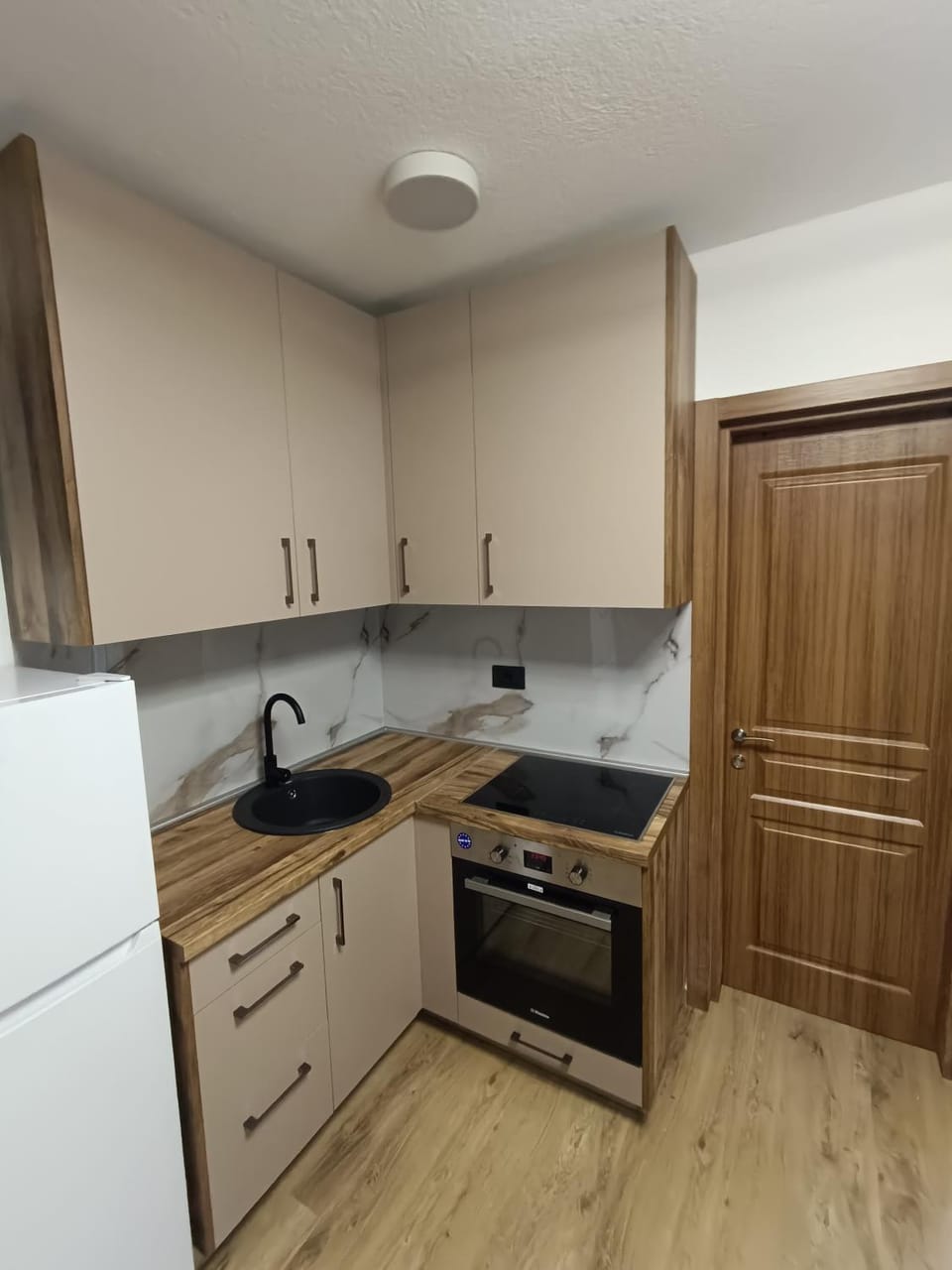 ApartmentsMD apartman 6 najlepse sto zivot pruza Apartment in Montenegro