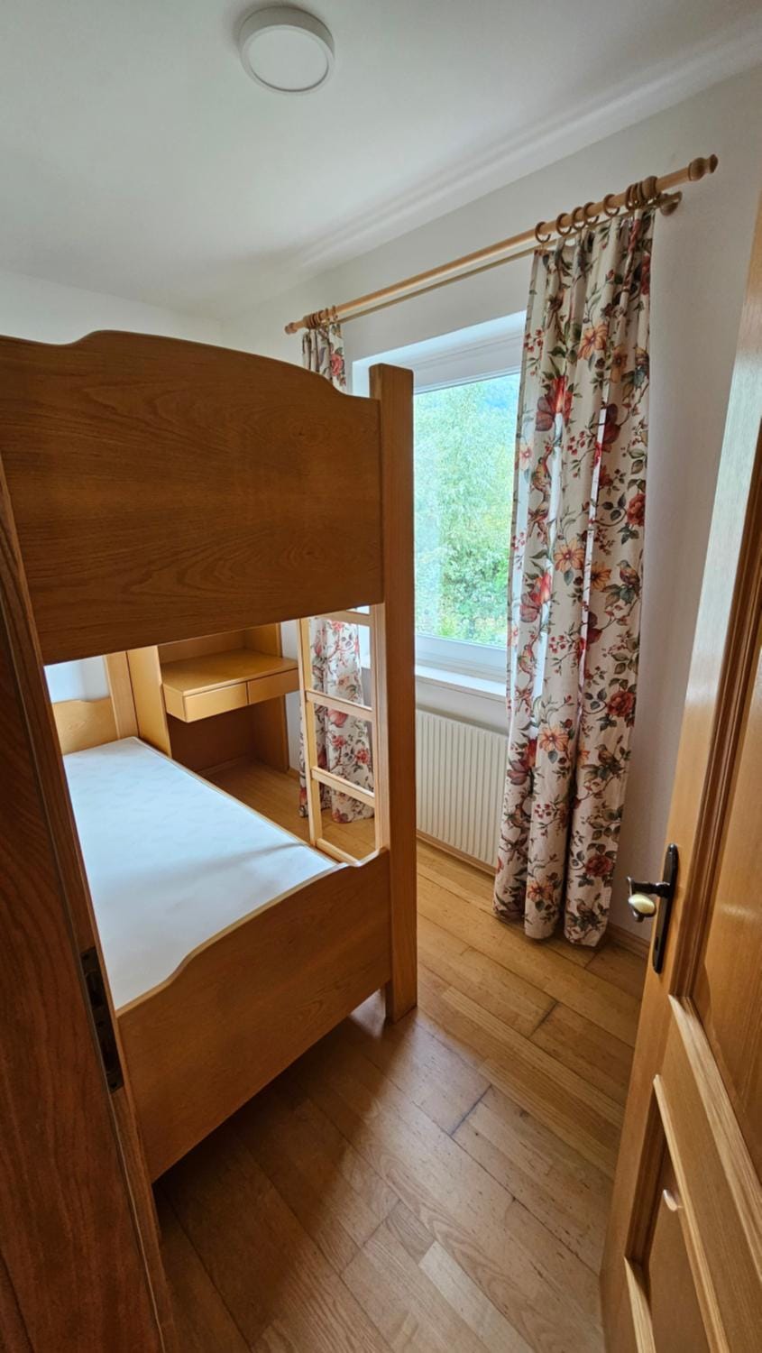 bunk bed
