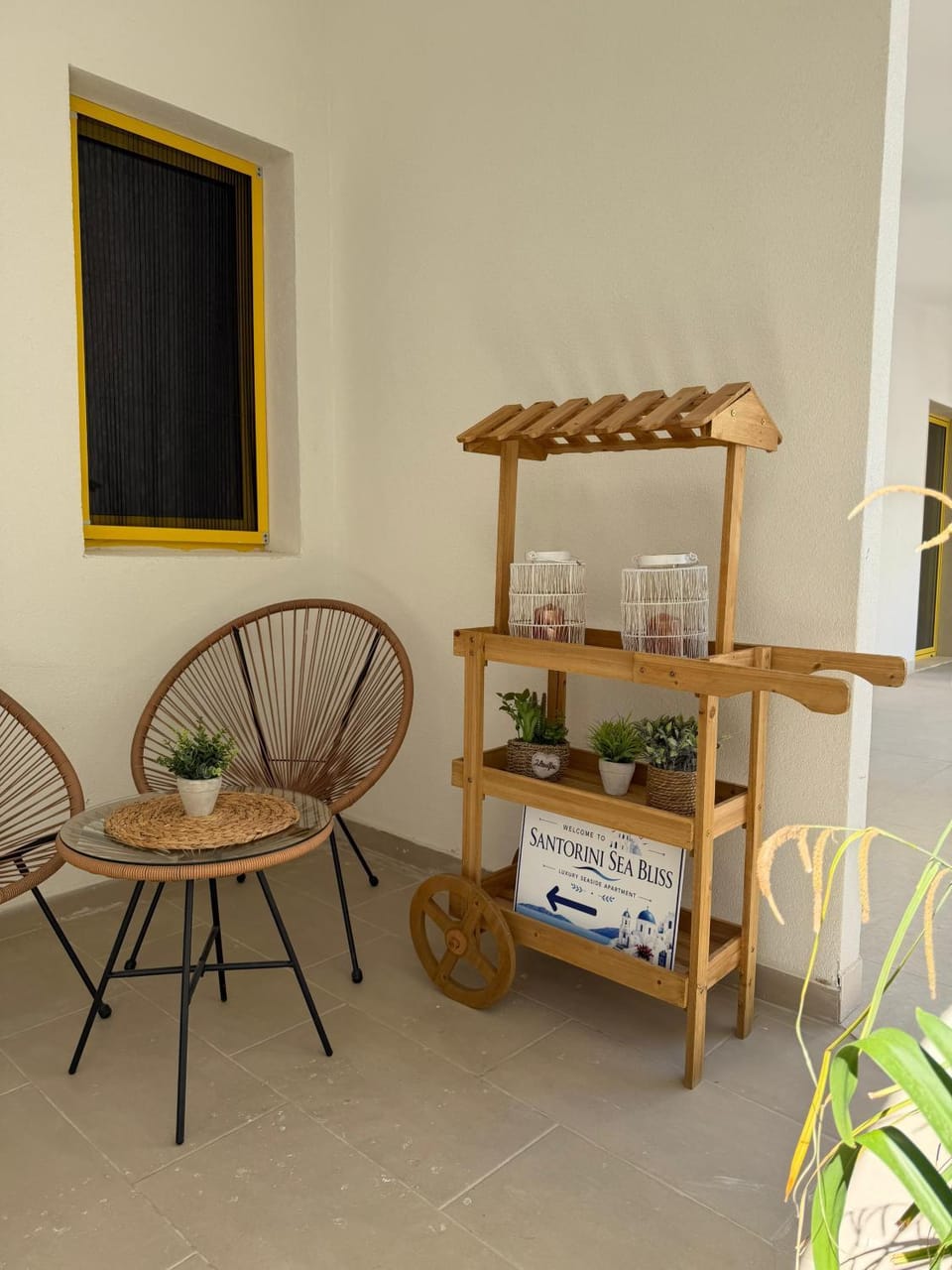 Santorini Sea Bliss in Drymades Beach Apartment in Vlorë County, Albania
