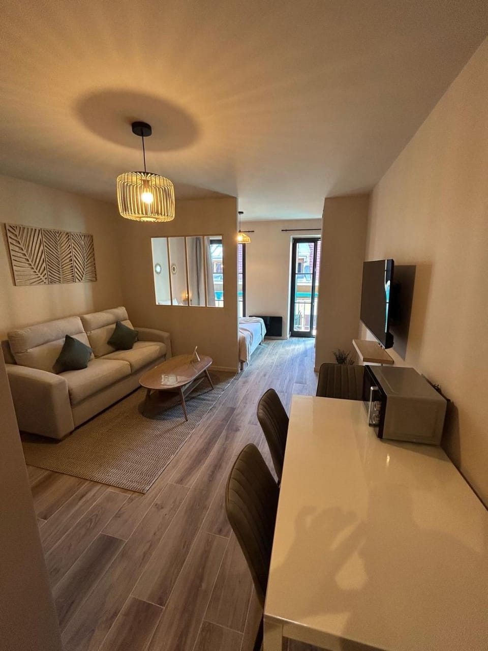 Communal lounge/ TV room, TV and multimedia, Living room