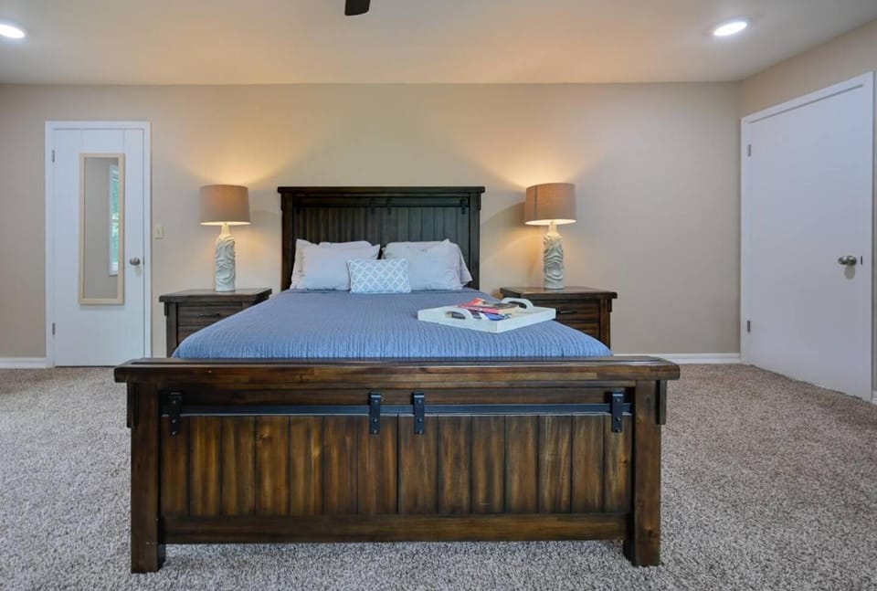 Bed, Bedroom