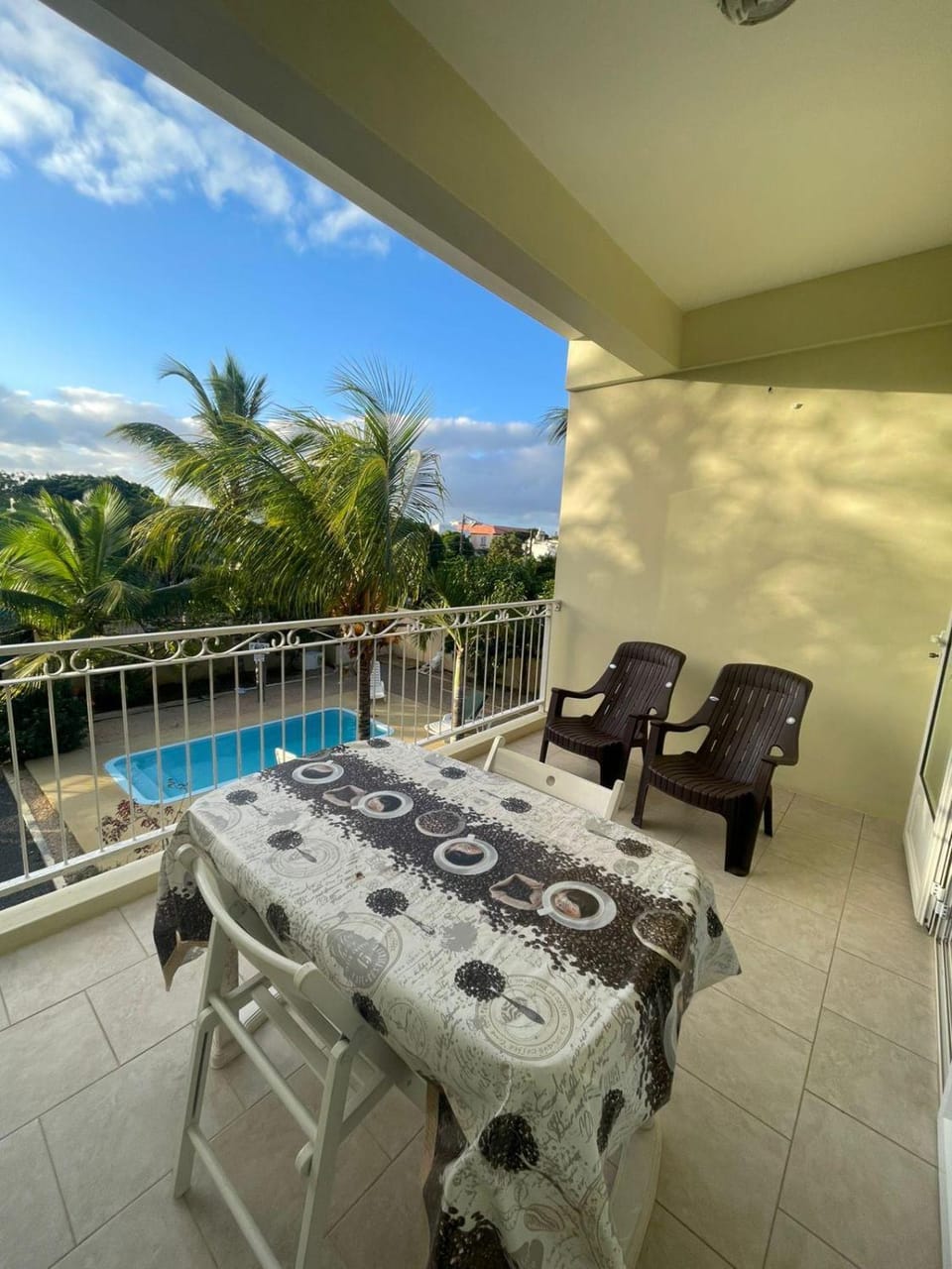 Balcony/Terrace, Pool view, Swimming pool