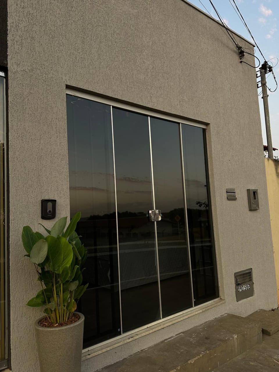 Facade/entrance