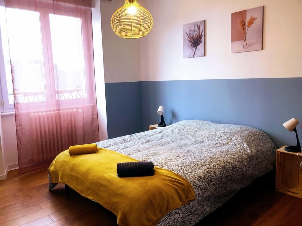 Living room, Bedroom