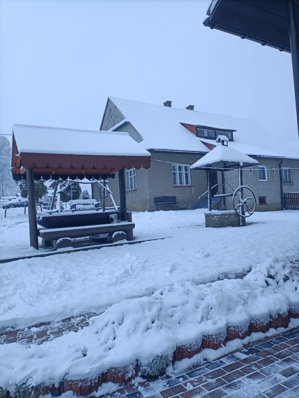Property building, Day, Winter