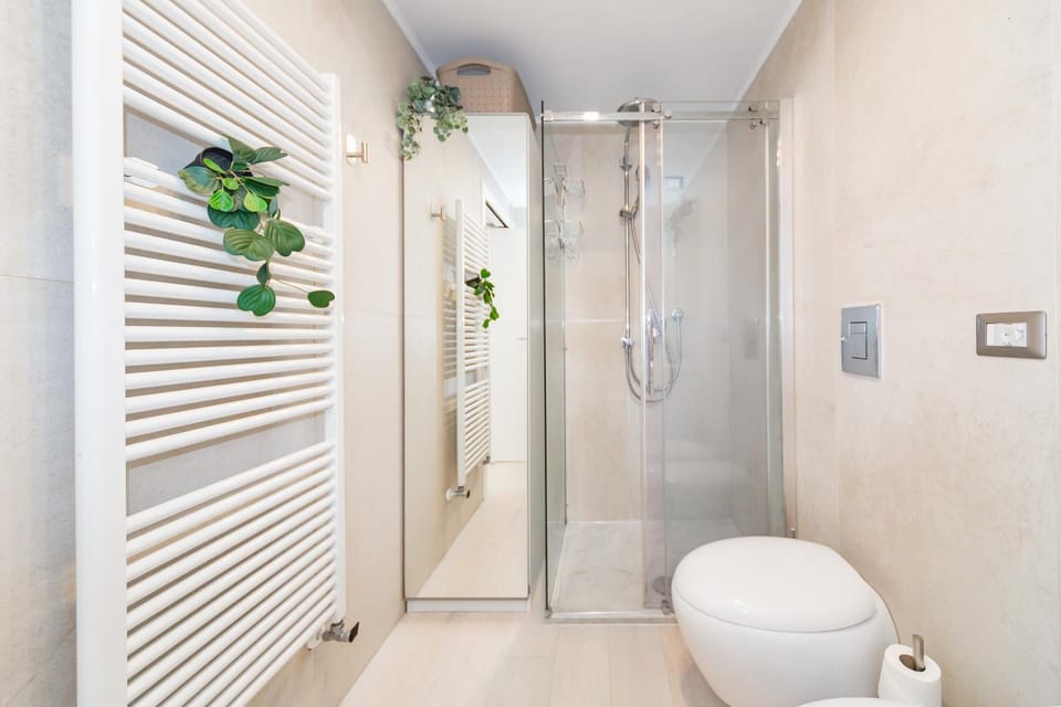 Navigli Suite Panoramica Terrazzo Free Parking AC Wifi Apartment in Milan