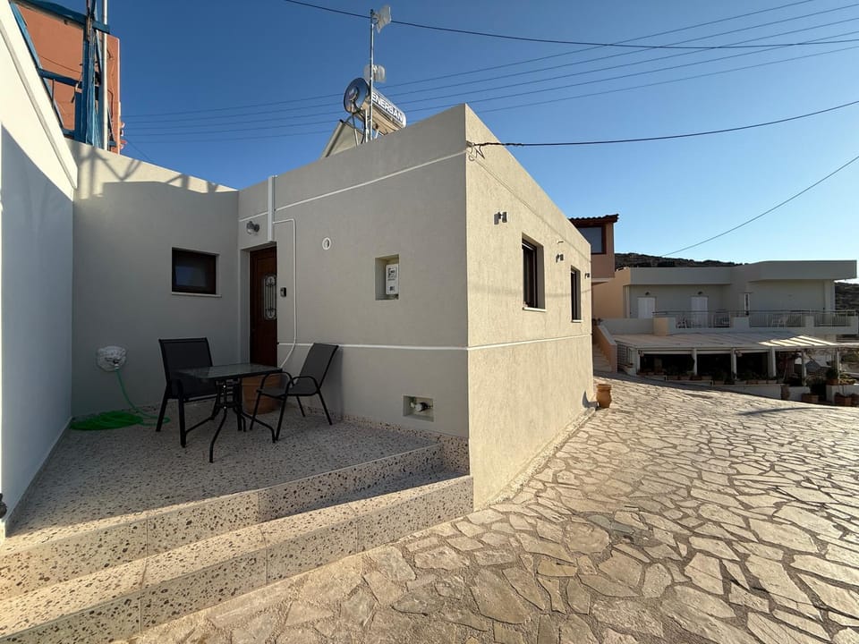 Property building, Balcony/Terrace