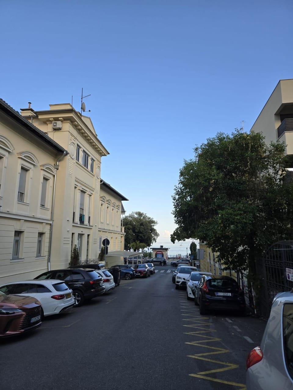 Neighbourhood