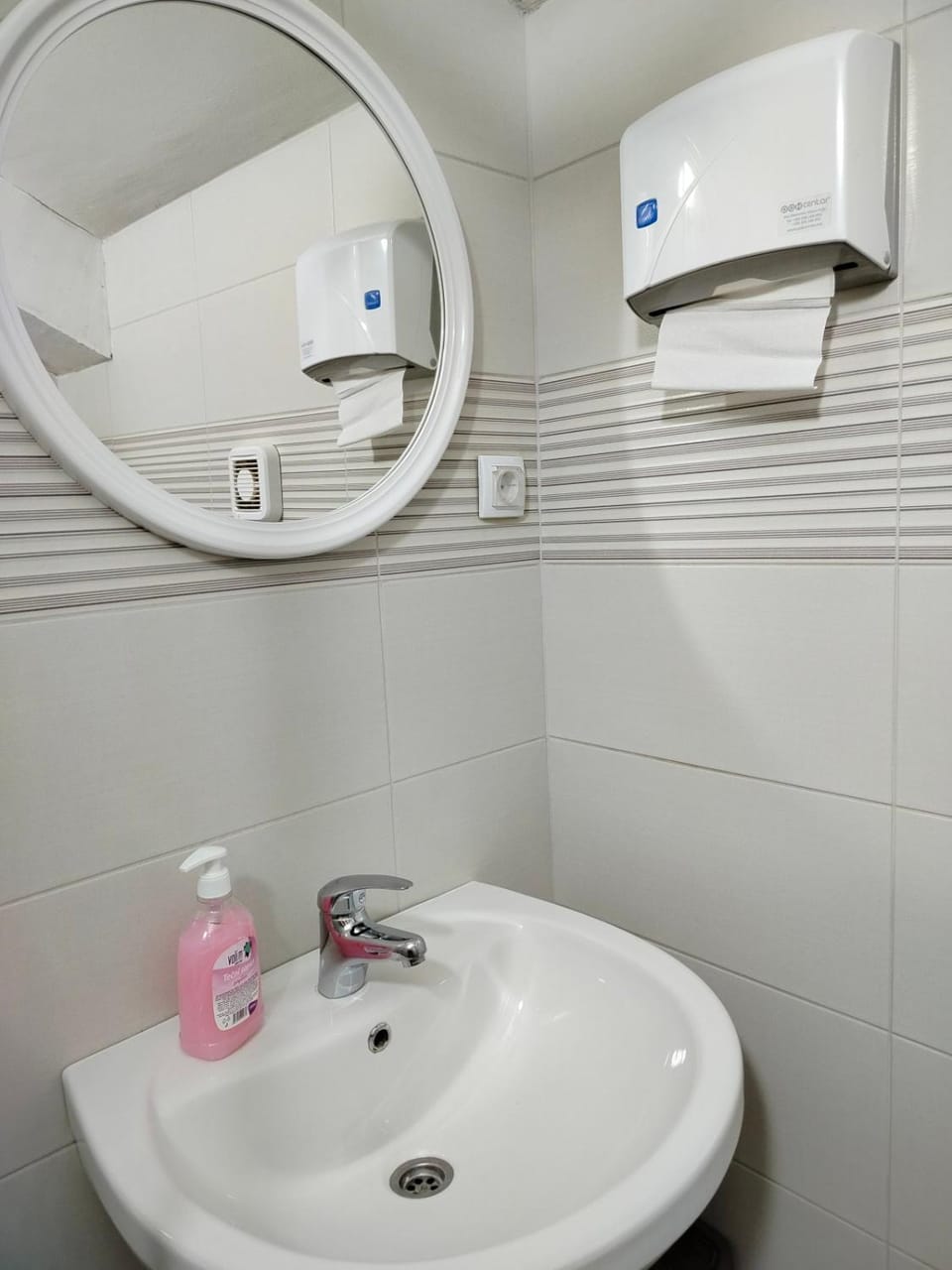 Sobe restoran Beba Bed and Breakfast in Zlatibor District, Serbia