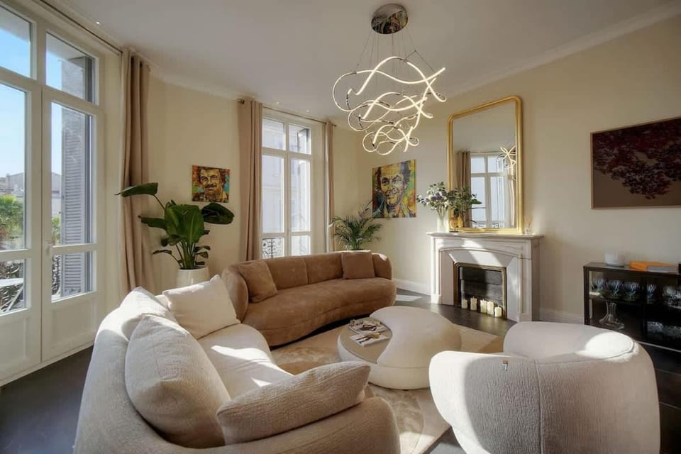 Belétage - 5BDR - 4 Bath - Cannes Center - Garage and AC Apartment in Cannes