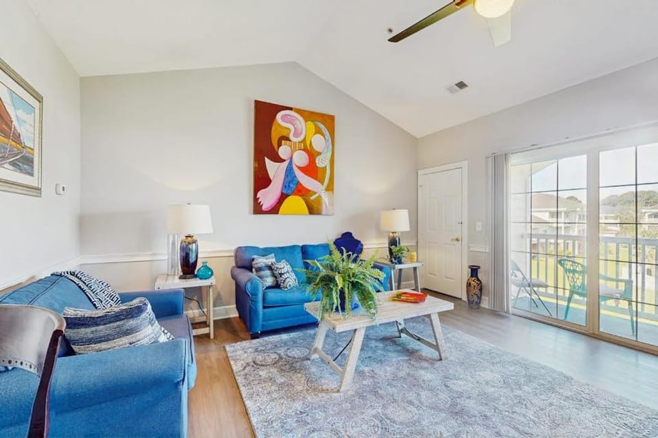 Magnolia North 303 Apartment in Myrtle Beach