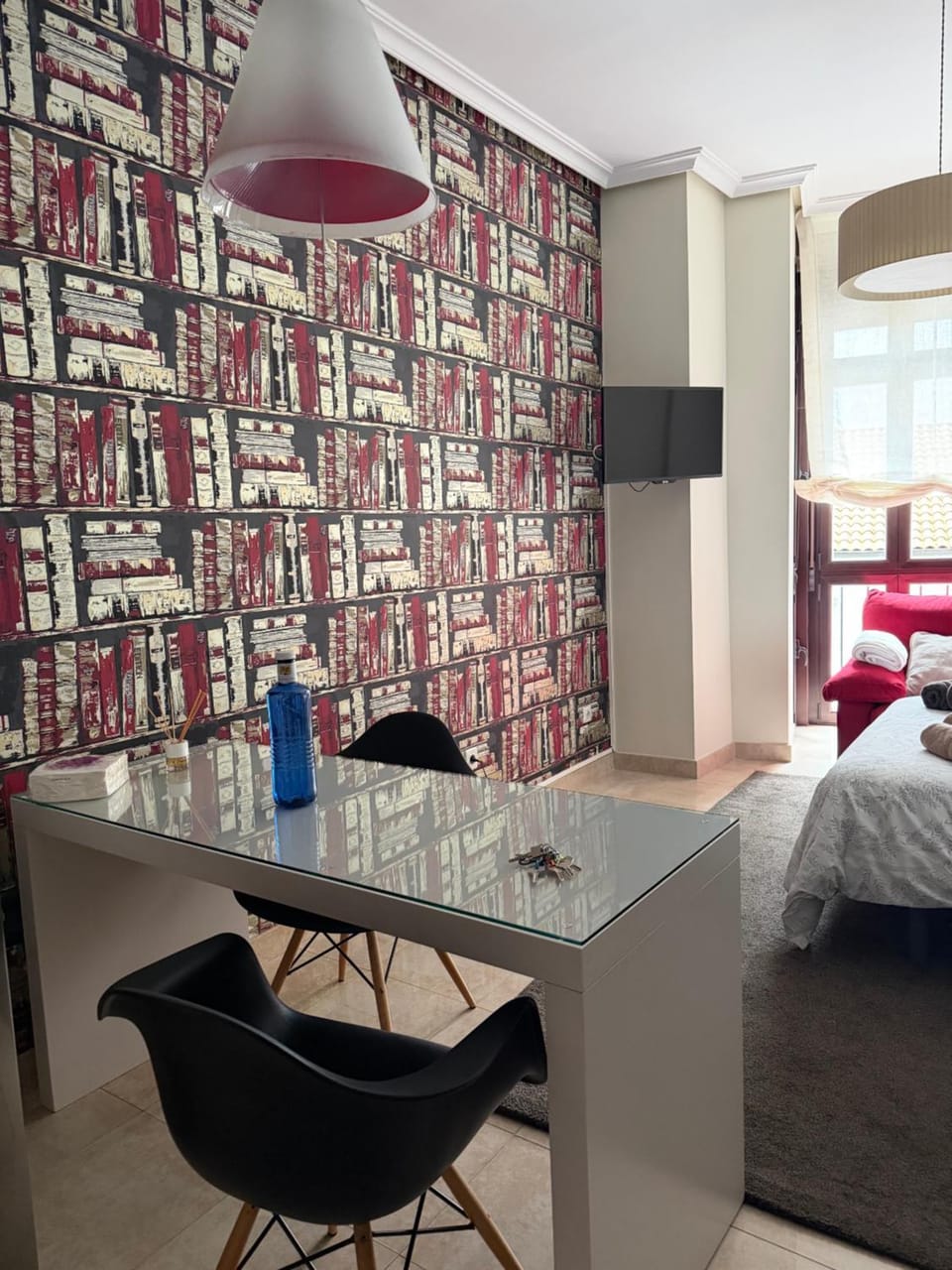 Kitchen or kitchenette, Photo of the whole room, Dining area