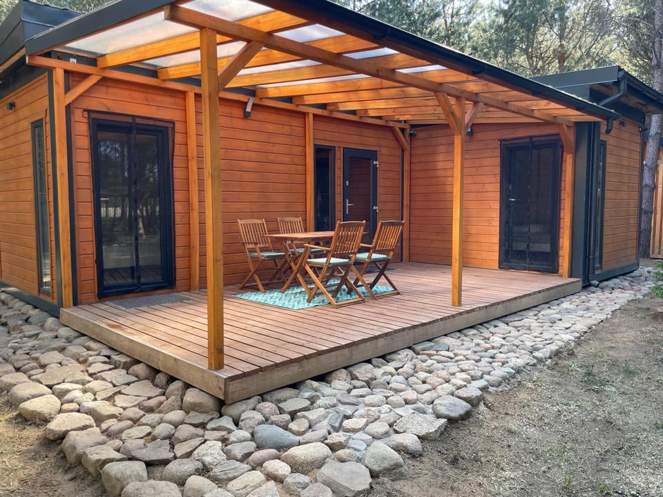Property building, Patio, Day