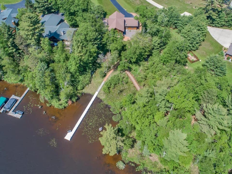 Golf View Voyageur Lake House in Wisconsin