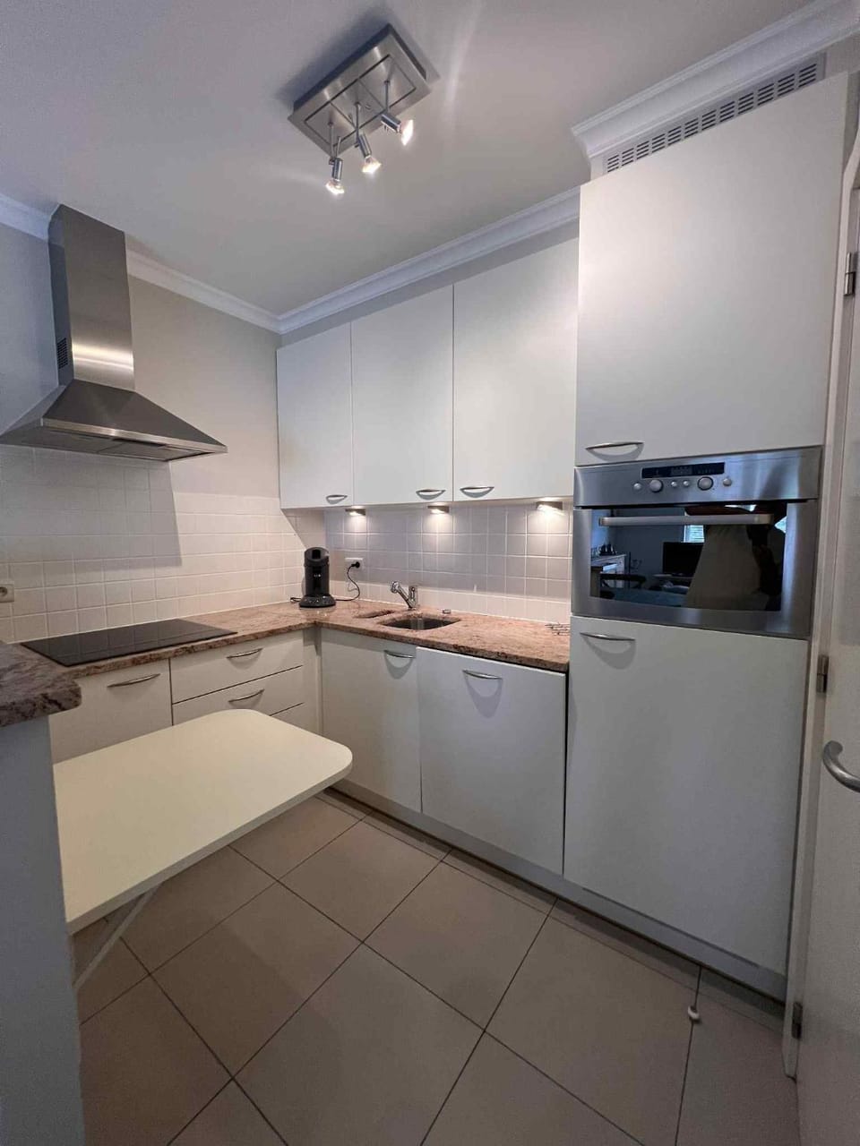 L' Appart de Grand-Mère Apartment in Flanders