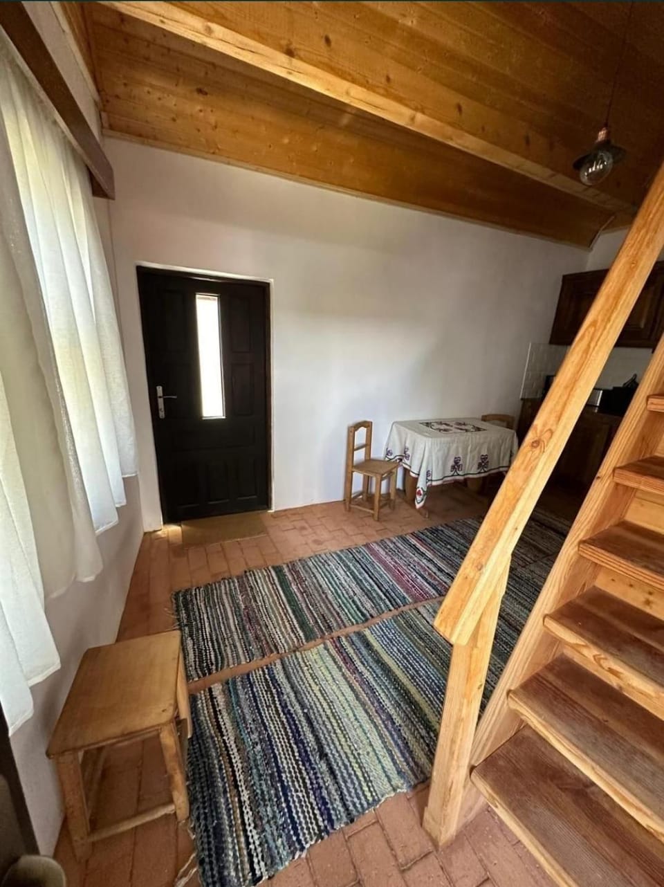 Casuța din Domnești House in Romania