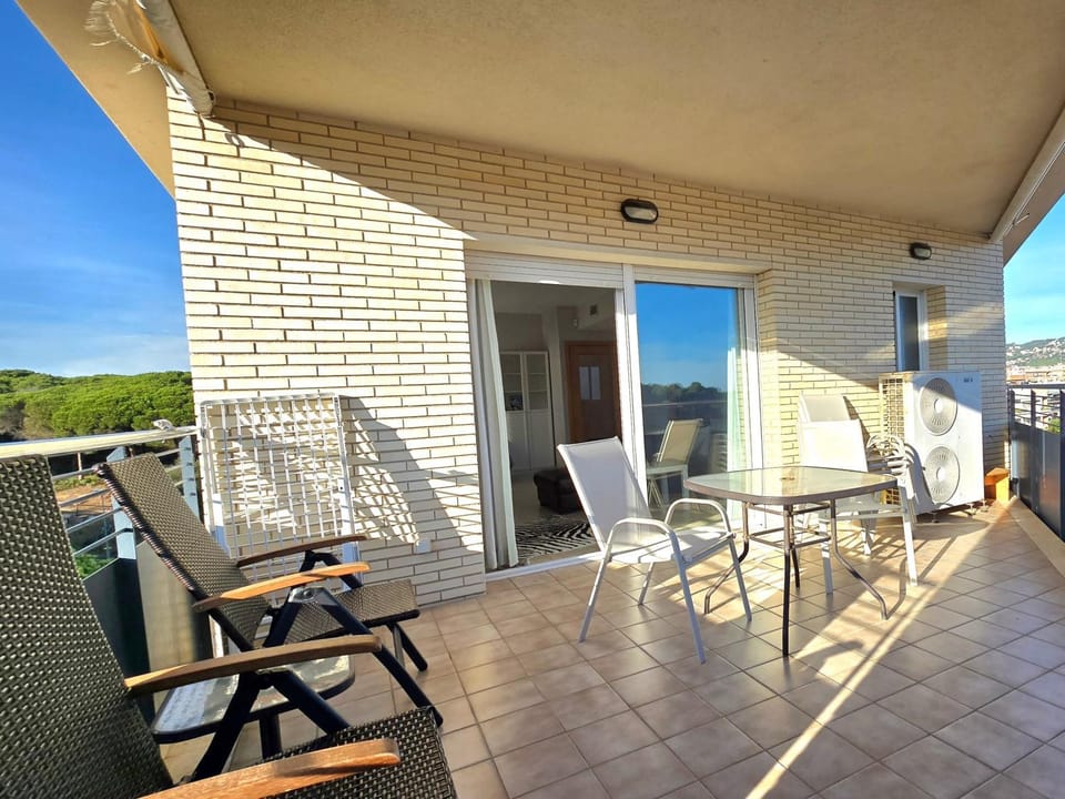 Balcony/Terrace, Balcony/Terrace, Dining area
