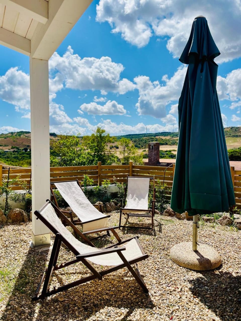 Patio, Natural landscape, sunbed