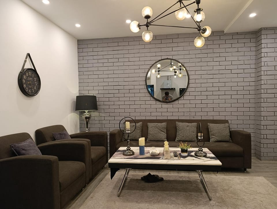 Living room, Seating area