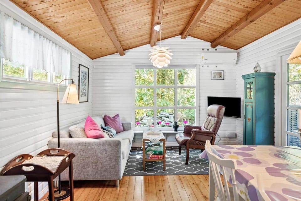 2025-Stege-Ulvshalevej-319 House in Stege