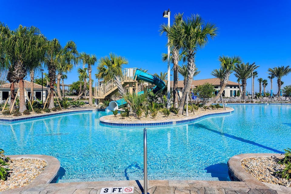 24-7 Vacation Club! Affordable Vacation Stays, Multiple Units Available, All Over Florida! Name your price today! House in Kissimmee