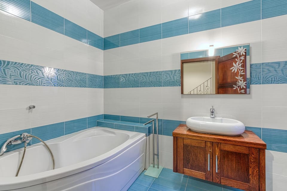 St James the Traditional 4-Bed Townhouse in Sliema House in Sliema